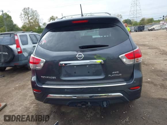 2014 Nissan Pathfinder SL with VIN 5N1AR2MM5EC715019, listed as a IAAI auction lot 43466728 with 141,450 mi miles and . Bid and sale history available at DreamBid. Image 16.