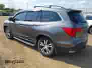 2017 Honda Pilot EX-L z VIN 5FNYF6H54HB014405, wystawiony jako IAAI lot #43214227 z przebiegiem 119 445 mil mil oraz . Historia ofert i sprzedaży dostępna na DreamBid. Obrazek 3.