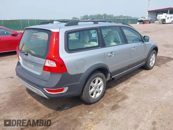 2009 Volvo XC70 3.2L с VIN YV4BZ982091064424, выставлен на аукционе IAAI как лот 42862212 с пробегом 52 170 миль миль и . История ставок и продаж доступна на DreamBid. Изображение 4.