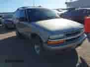 2002 Chevrolet Blazer LS с VIN 1GNCS18W12K145228, выставлен на аукционе IAAI как лот 41653692 с пробегом 213 764 миль миль и . История ставок и продаж доступна на DreamBid. Изображение 1.