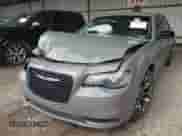 2018 Chrysler 300 Touring с VIN 2C3CCAAG3JH340797, выставлен на аукционе IAAI как лот 42932969 с пробегом 96 678 миль миль и . История ставок и продаж доступна на DreamBid. Изображение 6.