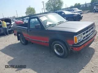 1993 Chevrolet S-10 X96 с VIN 1GCCS14Z2P8164321, выставлен на аукционе IAAI как лот 42102617 с пробегом 125 979 миль миль и . История ставок и продаж доступна на DreamBid. Изображение 1.