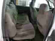 2006 Chevrolet Silverado 1500HD LT1 z VIN 1GCGK13U16F119341, wystawiony jako Copart lot #59012145 z przebiegiem 172 257 mil mil oraz Szkoda całkowita • Salvage title. Historia ofert i sprzedaży dostępna na DreamBid. Obrazek 10.