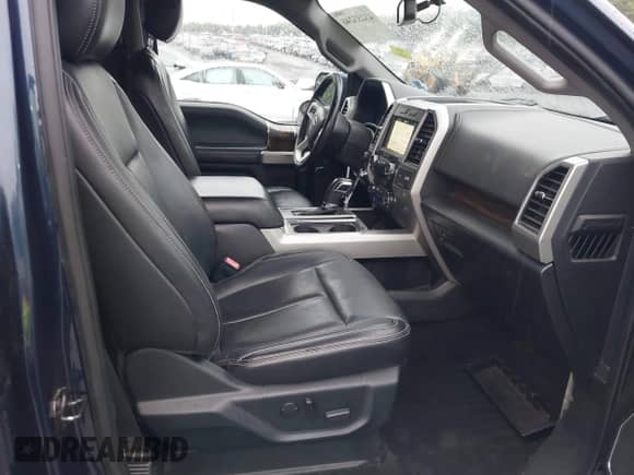 2019 Ford F-150 King Ranch z VIN 1FTEW1E48KFC74181, wystawiony jako IAAI lot #43253246 z przebiegiem 119 081 mil mil oraz . Historia ofert i sprzedaży dostępna na DreamBid. Obrazek 5.