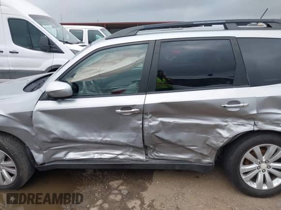 2011 Subaru Forester X Limited с VIN JF2SHBEC8BH726226, выставлен на аукционе IAAI как лот 42113647 с пробегом 78 694 миль миль и . История ставок и продаж доступна на DreamBid. Изображение 14.