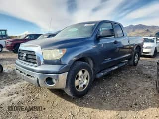 2007 Toyota Tundra SR5 z VIN 5TFBV54177X019088, wystawiony jako Copart lot #82493555 z przebiegiem 223 093 mil mil oraz Czysty tytuł • Clean title. Historia ofert i sprzedaży dostępna na DreamBid. Obrazek 1.