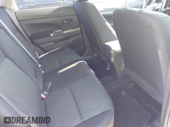 2020 Mitsubishi Outlander SE с VIN JA4AP4AU1LU002386, выставлен на аукционе IAAI как лот 42270125 с пробегом 95 294 миль миль и . История ставок и продаж доступна на DreamBid. Изображение 8.