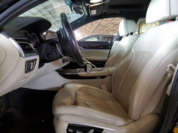 2017 BMW 7 Series 750i with VIN WBA7F0C51HGM21410, listed as a Copart auction lot 80801545 with 75,738 mi miles and Salvage title. Bid and sale history available at DreamBid. Image 7.