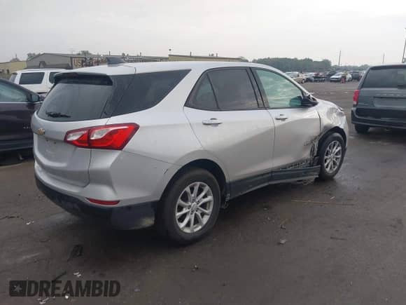 2019 Chevrolet Equinox LS with VIN 3GNAXHEVXKS563126, listed as a IAAI auction lot 43265440 with 113,883 mi miles and . Bid and sale history available at DreamBid. Image 4.