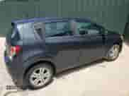 2014 Chevrolet Sonic LT z VIN 1G1JD6SH4E4105423, wystawiony jako Copart lot #73418734 z przebiegiem 87 873 mil mil oraz Czysty tytuł • Clean title. Historia ofert i sprzedaży dostępna na DreamBid. Obrazek 3.