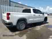 2020 Chevrolet Silverado 1500 Work Truck z VIN 1GCRWAEH2LZ159743, wystawiony jako Copart lot #61924815 z przebiegiem 128 383 mil mil oraz Szkoda całkowita • Salvage title. Historia ofert i sprzedaży dostępna na DreamBid. Obrazek 3.