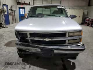 1995 Chevrolet Silverado 2500 с VIN 2GCFK29K6S1239533, выставлен на аукционе Copart как лот 49790175 с пробегом 55 840 миль миль и Списание • Salvage title. История ставок и продаж доступна на DreamBid. Изображение 5.