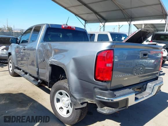 2021 Chevrolet Colorado 2WD Work Truck z VIN 1GCHSBEA4M1222776, wystawiony jako IAAI lot #42826787 z przebiegiem 44 499 mil mil oraz . Historia ofert i sprzedaży dostępna na DreamBid. Obrazek 3.