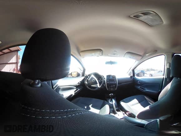 2015 Nissan Note SV z VIN 3N1CE2CP7FL398695, wystawiony jako IAAI lot #43133954 z przebiegiem 127 743 mil mil oraz . Historia ofert i sprzedaży dostępna na DreamBid. Obrazek 18.