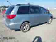 2005 Toyota Sienna LE with VIN 5TDBA23CX5S030571, listed as a IAAI auction lot 43033019 with 219,453 mi miles and . Bid and sale history available at DreamBid. Image 4.