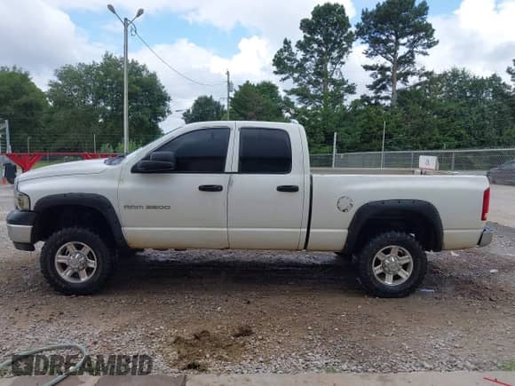 2003 Dodge 2500 ST с VIN 3D7KU28D23G752353, выставлен на аукционе IAAI как лот 42680555 с пробегом 194 306 миль миль и . История ставок и продаж доступна на DreamBid. Изображение 14.