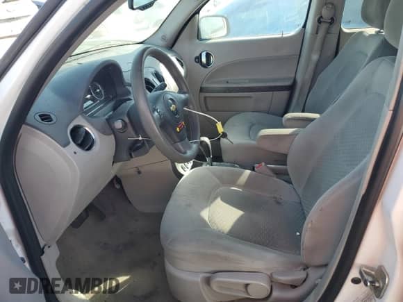 2008 Chevrolet HHR LS z VIN 3GNCA13D78S695846, wystawiony jako Copart lot #72635544 z przebiegiem 193 212 mil mil oraz Szkoda całkowita • Salvage title. Historia ofert i sprzedaży dostępna na DreamBid. Obrazek 7.