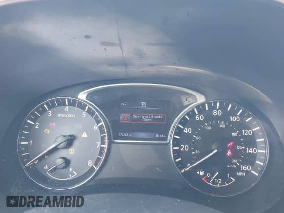 2016 Nissan Pathfinder S с VIN 5N1AR2MN7GC600949, выставлен на аукционе IAAI как лот 41261906 с пробегом 173 787 миль миль и . История ставок и продаж доступна на DreamBid. Изображение 7.