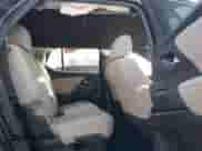2022 Chevrolet Traverse LS z VIN 1GNERFKW1NJ100164, wystawiony jako IAAI lot #41137708 z przebiegiem 49 805 mil mil oraz . Historia ofert i sprzedaży dostępna na DreamBid. Obrazek 8.