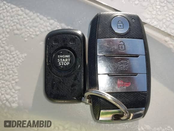 2016 Kia Sorento EX with VIN 5XYPHDA12GG027436, listed as a IAAI auction lot 43297957 with 119,669 mi miles and . Bid and sale history available at DreamBid. Image 11.