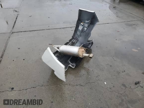 2015 Subaru Impreza Special Sports Premium with VIN JF1GPAT67FG299864, listed as a Copart auction lot 86486675 with 145,693 mi miles and Salvage title. Bid and sale history available at DreamBid. Image 12.