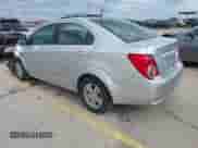 2012 Chevrolet Sonic LS с VIN 1G1JA5SH7C4136259, выставлен на аукционе IAAI как лот 40663776 с пробегом 128 031 миль миль и . История ставок и продаж доступна на DreamBid. Изображение 3.