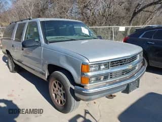 1997 Chevrolet Suburban с VIN 3GNFK16R6VG186072, выставлен на аукционе IAAI как лот 41373166 с пробегом 275 290 миль миль и . История ставок и продаж доступна на DreamBid. Изображение 1.
