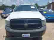 2014 Ram 1500 Express z VIN 1C6RR7FT8ES264366, wystawiony jako IAAI lot #42628578 z przebiegiem 174 810 mil mil oraz . Historia ofert i sprzedaży dostępna na DreamBid. Obrazek 12.