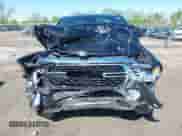 2022 Ram 1500 Big Horn z VIN 1C6SRFMT9NN360228, wystawiony jako IAAI lot #42232486 z przebiegiem 40 000 mil mil oraz . Historia ofert i sprzedaży dostępna na DreamBid. Obrazek 6.