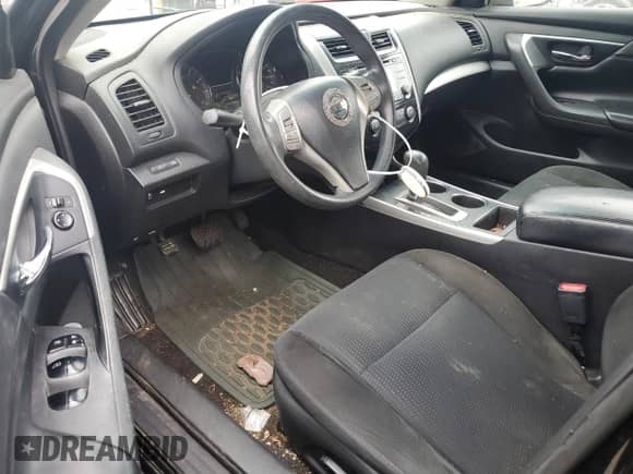 2015 Nissan Altima S с VIN 1N4AL3AP2FN908637, выставлен на аукционе Copart как лот 82191615 с пробегом 226 655 миль миль и Списание • Salvage title. История ставок и продаж доступна на DreamBid. Изображение 8.