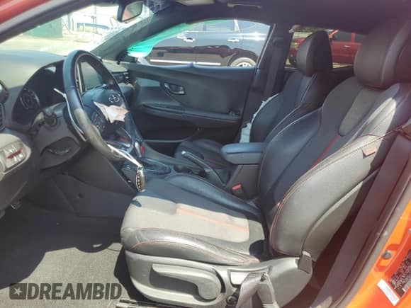 2020 Hyundai Veloster Turbo R-Spec with VIN KMHTH6AB2LU030943, listed as a Copart auction lot 70185085 with 63,083 mi miles and Salvage title. Bid and sale history available at DreamBid. Image 7.