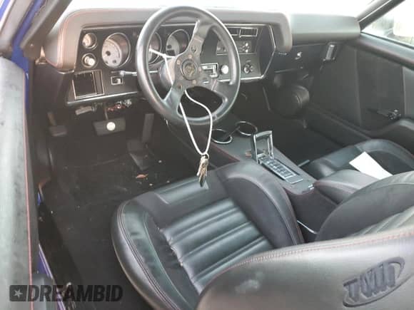 1972 Chevrolet Chevelle с VIN 1D37H2R603005, выставлен на аукционе Copart как лот 74749134 с пробегом Не указан миль и Списание • Salvage title. История ставок и продаж доступна на DreamBid. Изображение 8.