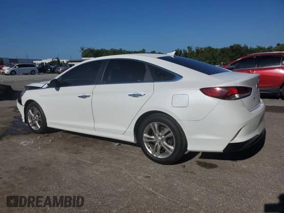 2019 Hyundai Sonata SEL with VIN 5NPE34AF6KH771821, listed as a Copart auction lot 81469815 with 106,621 mi miles and Non repairable. Bid and sale history available at DreamBid. Image 2.