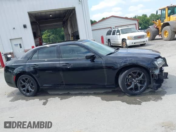 2021 Chrysler 300 Touring с VIN 2C3CCAAG6MH609251, выставлен на аукционе IAAI как лот 43005497 с пробегом 25 483 миль миль и . История ставок и продаж доступна на DreamBid. Изображение 13.