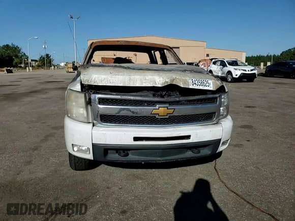 2010 Chevrolet Silverado 1500 LTZ with VIN 3GCRKTE37AG262293, listed as a Copart auction lot 84358625 with Not provided miles and Salvage title. Bid and sale history available at DreamBid. Image 12.