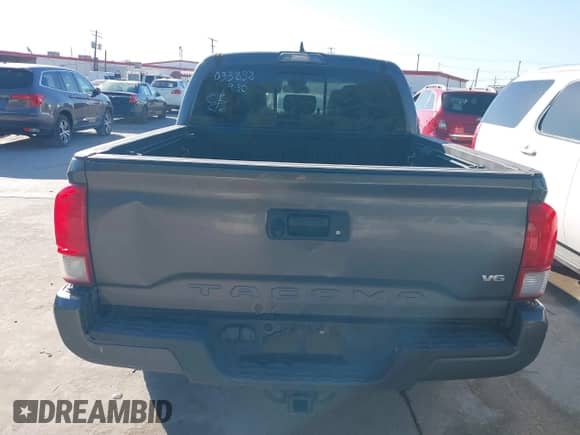 2017 Toyota Tacoma TRD Off Road z VIN 5TFAZ5CN9HX033838, wystawiony jako IAAI lot #43364641 z przebiegiem 196 091 mil mil oraz . Historia ofert i sprzedaży dostępna na DreamBid. Obrazek 15.