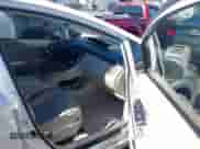 2010 Toyota Prius III с VIN JTDKN3DU7A0029392, выставлен на аукционе IAAI как лот 43443352 с пробегом 221 738 миль миль и . История ставок и продаж доступна на DreamBid. Изображение 5.