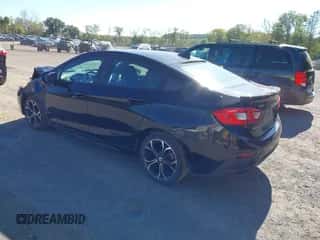 2019 Chevrolet Cruze LT z VIN 1G1BE5SM0K7113067, wystawiony jako IAAI lot #43409259 z przebiegiem 159 641 mil mil oraz . Historia ofert i sprzedaży dostępna na DreamBid. Obrazek 3.