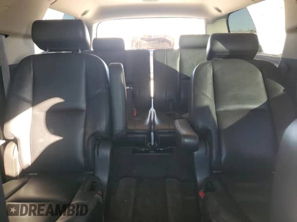 2010 Cadillac Escalade ESV Premium with VIN 1GYUKJEFXAR109233, listed as a Copart auction lot 86785064 with 263,284 mi miles and Salvage title. Bid and sale history available at DreamBid. Image 10.