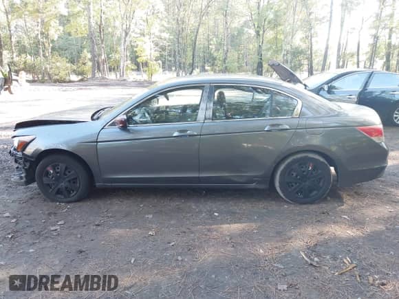 2009 Honda Accord LX z VIN JHMCP26399C017296, wystawiony jako IAAI lot #43456447 z przebiegiem 151 526 mil mil oraz . Historia ofert i sprzedaży dostępna na DreamBid. Obrazek 14.