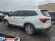 2017 Honda Pilot LX z VIN 5FNYF5H12HB023630, wystawiony jako Copart lot #81369765 z przebiegiem 64 875 mil mil oraz Szkoda całkowita • Salvage title. Historia ofert i sprzedaży dostępna na DreamBid. Obrazek 2.