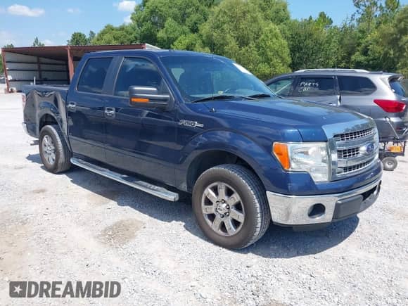 2014 Ford F-150 XL с VIN 1FTFW1CF3EKG19945, выставлен на аукционе IAAI как лот 43118438 с пробегом 179 118 миль миль и . История ставок и продаж доступна на DreamBid. Изображение 1.