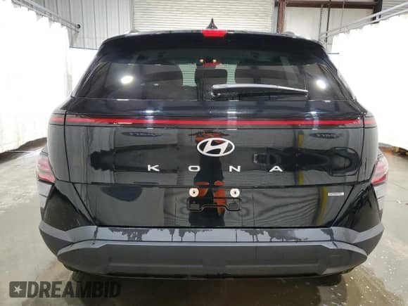 2025 Hyundai Kona SEL с VIN KM8HBCAB7SU315562, выставлен на аукционе Copart как лот 86846245 с пробегом 8 130 миль миль и Чистый • Clean title. История ставок и продаж доступна на DreamBid. Изображение 6.