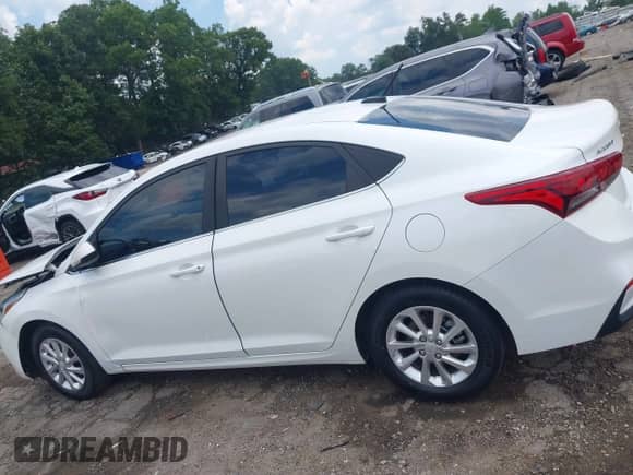 2021 Hyundai Accent SE с VIN 3KPC24A67ME134180, выставлен на аукционе IAAI как лот 42689736 с пробегом 70 154 миль миль и . История ставок и продаж доступна на DreamBid. Изображение 14.