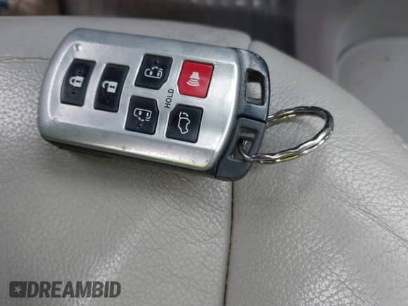 2012 Toyota Sienna XLE with VIN 5TDDK3DC3CS030466, listed as a IAAI auction lot 41914368 with 174,512 mi miles and . Bid and sale history available at DreamBid. Image 11.