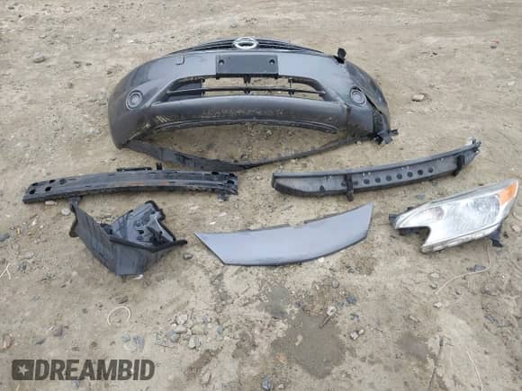 2016 Nissan Note SV z VIN 3N1CE2CP9GL407236, wystawiony jako IAAI lot #41908426 z przebiegiem 102 404 mil mil oraz . Historia ofert i sprzedaży dostępna na DreamBid. Obrazek 12.