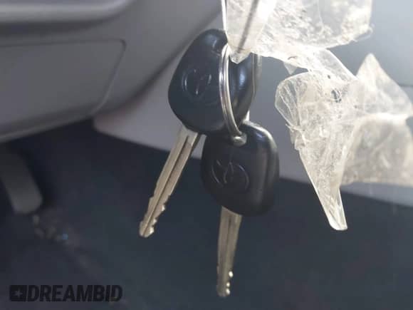 2014 Toyota Camry XLE with VIN 4T4BF1FK8ER359345, listed as a IAAI auction lot 43243044 with 225,932 mi miles and . Bid and sale history available at DreamBid. Image 11.