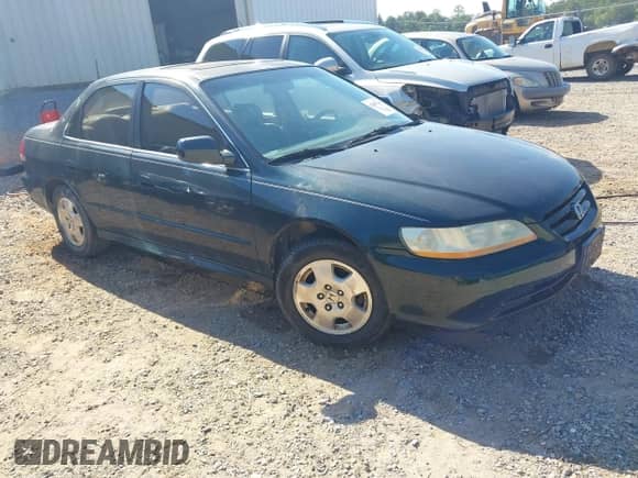 2001 Honda Accord EX с VIN 1HGCG16501A073822, выставлен на аукционе IAAI как лот 42897645 с пробегом 181 312 миль миль и . История ставок и продаж доступна на DreamBid. Изображение 1.
