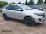 2022 Chevrolet Equinox RS z VIN 2GNAXWEV0N6130504, wystawiony jako IAAI lot #42761698 z przebiegiem 34 135 mil mil oraz . Historia ofert i sprzedaży dostępna na DreamBid. Obrazek 1.