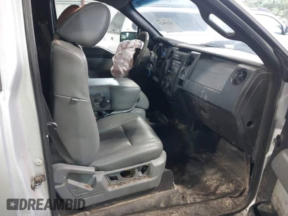 2012 Ford F-150 XL with VIN 1FTNF1CF2CKE40417, listed as a IAAI auction lot 43233623 with 170,103 mi miles and . Bid and sale history available at DreamBid. Image 5.